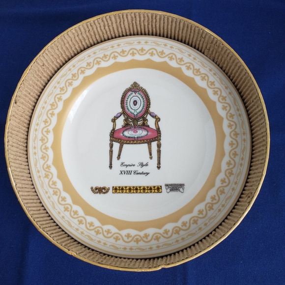 4 Plates ANTIQUE CHAIRS Dessert NIB - Picture 6 of 14